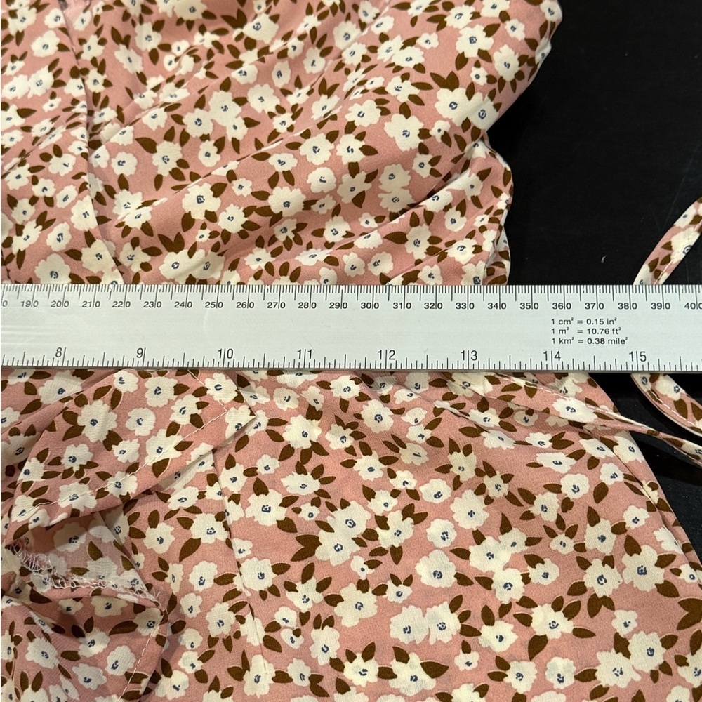 Princess Polly Pink Floral Wrap Sleeveless Lightweight Shorts Romper Womens sz 6 - Picture 13 of 14